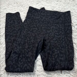 Lululemon Invigorate High-Rise Tight 25" Formation Camo Deep Coal Multi